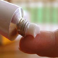 Herbal Compresses and Ointments