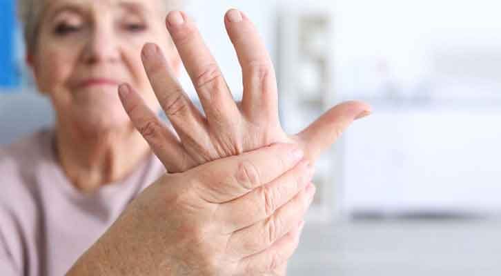 Arthritis in Hands: Signs, Complications and How Can You Manage It