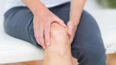 The #25 Effective Home Remedies For Knee Pain