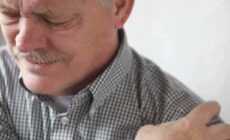 Shoulder Joint Pain – Top 5 Symptoms and Causes You Must Know